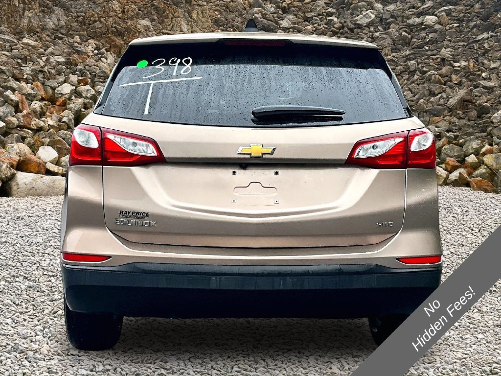 Used 2019 Chevrolet Equinox LS w/ LS Convenience Package AWD/4WD image 4