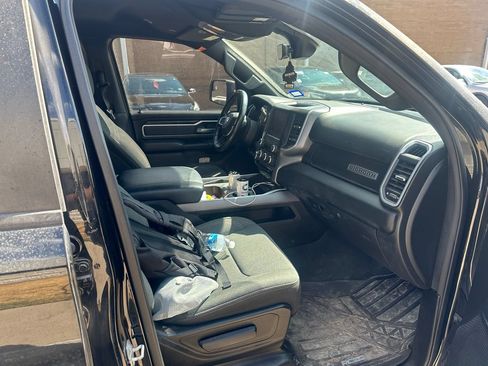 Used 2022 RAM 1500 Big Horn AWD/4WD image 4