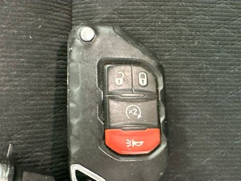 Used 2021 Jeep Gladiator Sport w/ Quick Order Package 24Q 80Th image 17