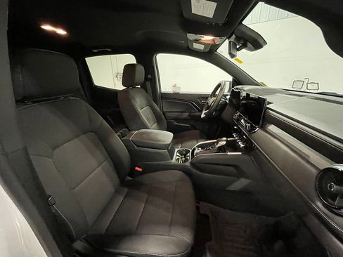 Used 2023 Chevrolet Colorado LT w/ LT Convenience Package II image 28