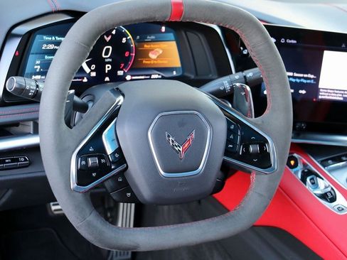 Used 2024 Chevrolet Corvette Stingray Preferred Cpe w/ 2LT image 21