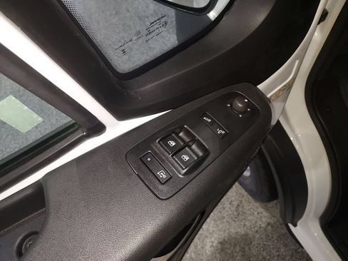 New 2026 RAM ProMaster 1500 w/ Premium Convenience Group FWD image 18