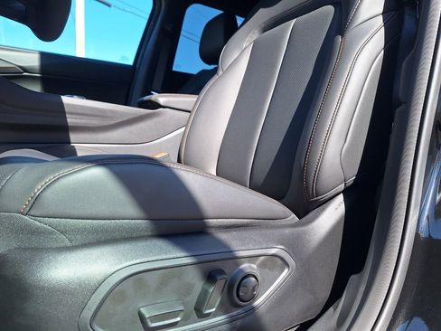 New 2026 Jeep Cherokee Limited AWD/4WD image 10