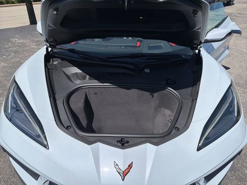 Used 2023 Chevrolet Corvette Stingray Preferred Cpe w/ Z51 Performance Package RWD image 13
