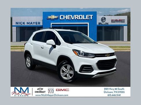 Used 2022 Chevrolet Trax LT w/ LT Convenience Package AWD/4WD image 1