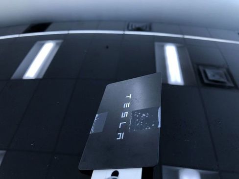 Used 2020 Tesla Model 3 Long Range image 26