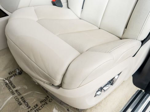 Used 2019 Rolls-Royce Phantom Sedan image 28