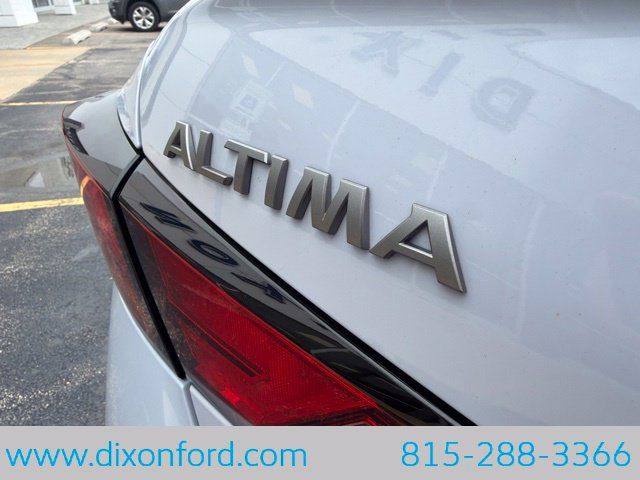 Used 2024 Nissan Altima 2.5 SR w/ SR Premium Package FWD image 29