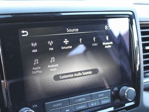 Used 2022 Nissan Frontier PRO-4X image 8