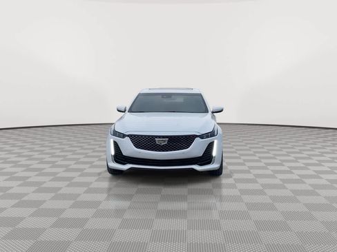 Used 2023 Cadillac CT5 Luxury image 3