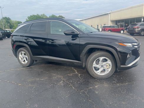 Used 2022 Hyundai Tucson SEL AWD/4WD image 2