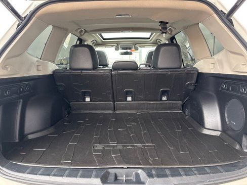 Used 2019 Subaru Forester Limited image 31