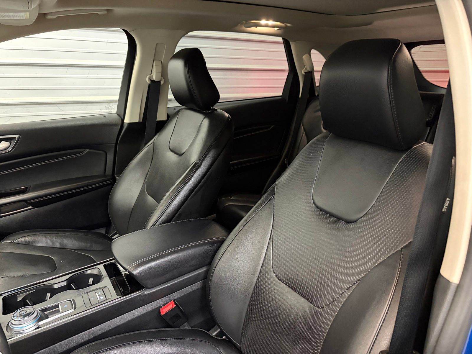 Used 2020 Ford Edge Titanium w/ Equipment Group 301A AWD/4WD image 9