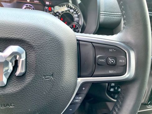 Used 2024 RAM 1500 Laramie AWD/4WD image 31