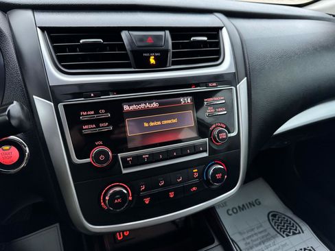 Used 2018 Nissan Altima 2.5 S w/ S Convenience Package image 32