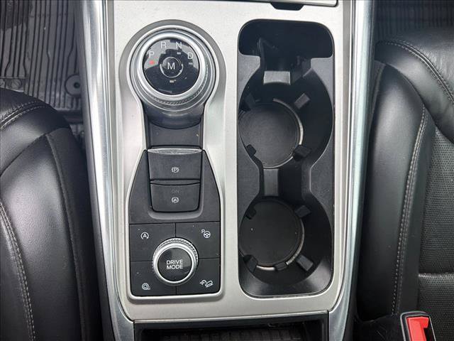 Used 2020 Ford Explorer Platinum w/ Premium Technology Package AWD/4WD image 15