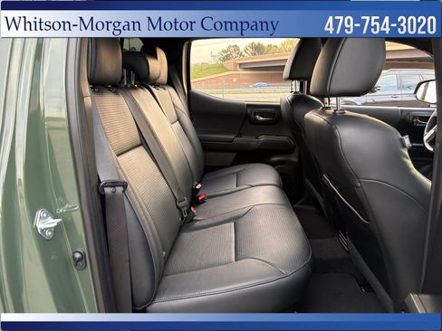 Used 2022 Toyota Tacoma TRD Off-Road w/ TRD Premium Off Road Package image 33