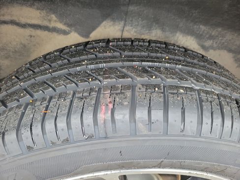 Used 2018 GMC Acadia Denali w/ Technology Package image 27