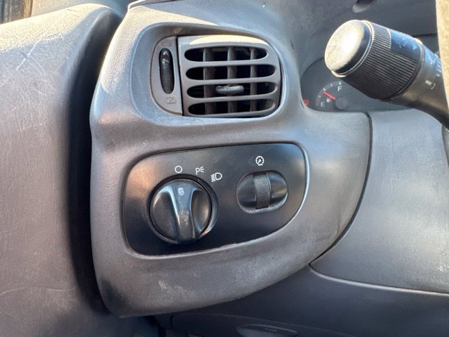 Used 2003 Ford F150 XL RWD image 16