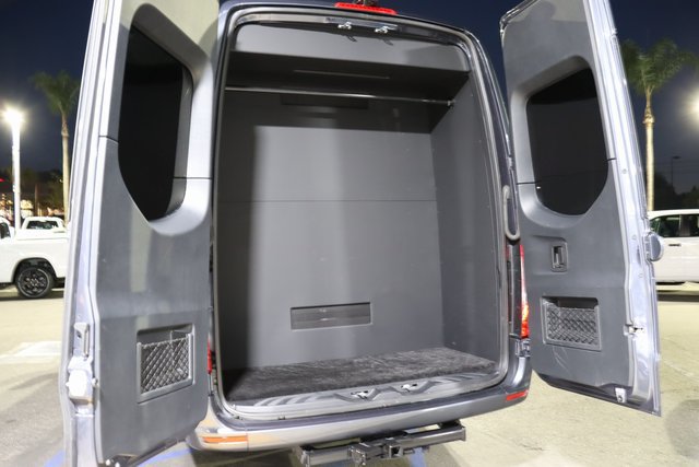 Used 2021 Mercedes-Benz Sprinter 3500 image 10