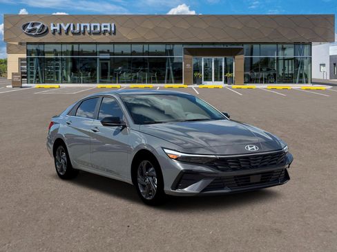 New 2026 Hyundai Elantra SEL Sport Premium image 11