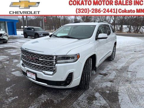 Used 2023 GMC Acadia Denali w/ Denali Technology Package image 3