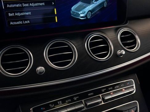 Used 2022 Mercedes-Benz E 350 E 350 image 26