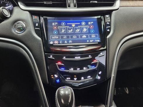 Used 2019 Cadillac XTS Luxury image 29