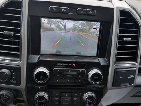 Used 2017 Ford F150 Lariat image 27