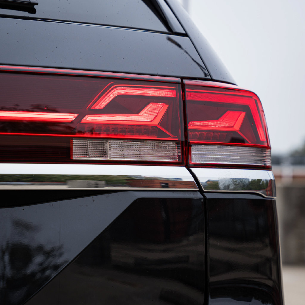 Used 2025 Volkswagen Atlas SE FWD image 9
