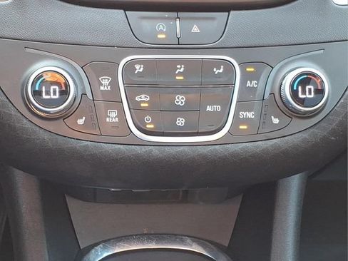 Used 2024 Chevrolet Malibu LT FWD image 21