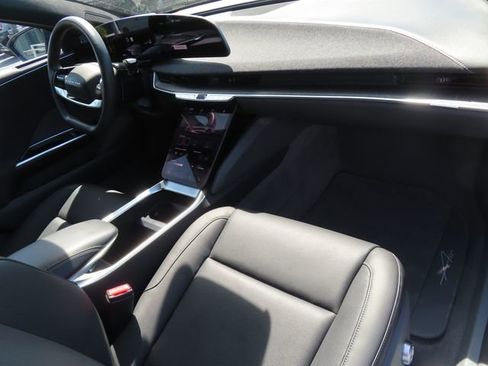 Used 2025 Lucid Air Pure RWD image 41
