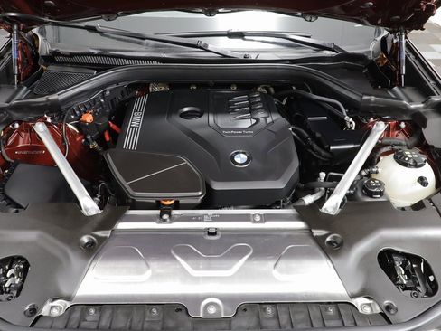 Certified 2025 BMW X4 xDrive30i image 25