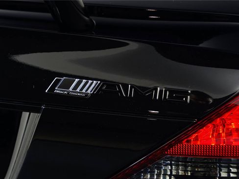 Used 2009 Mercedes-Benz SL 65 AMG image 16