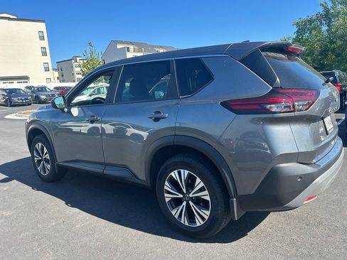 Used 2023 Nissan Rogue SV AWD/4WD image 4