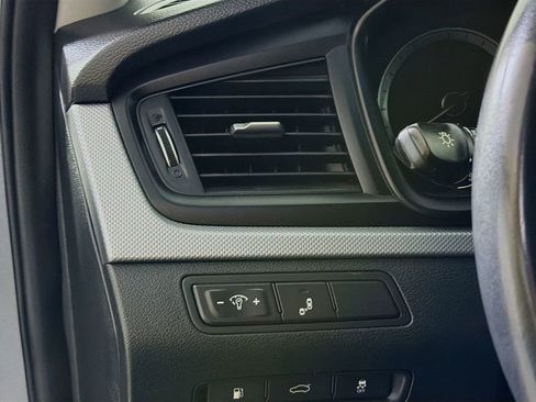 Used 2019 Hyundai Sonata SEL image 12