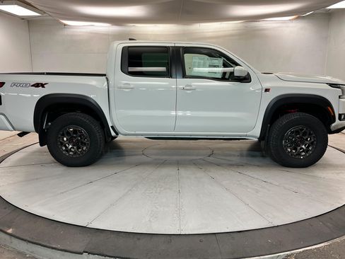 New 2026 Nissan Frontier PRO-4X w/ Pro-4x Convenience Package AWD/4WD image 6