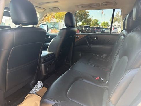 Used 2022 Nissan Armada SL AWD/4WD image 8
