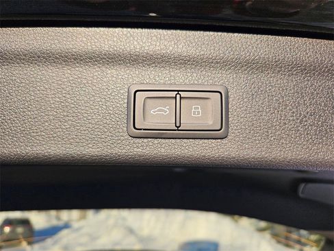 New 2025 Audi Q3 2.0T Premium Plus image 24