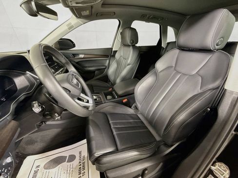 Certified 2023 Audi Q5 2.0T Prestige AWD/4WD image 5