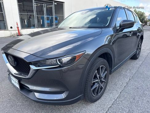 Used 2018 MAZDA CX-5 Touring FWD image 1