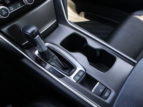Used 2018 Honda Accord Sport image 22