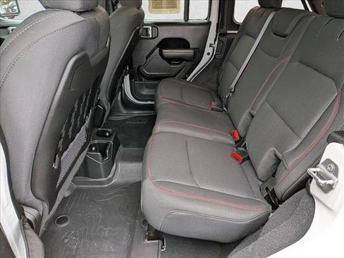 Used 2022 Jeep Wrangler Unlimited Rubicon w/ Safety Group AWD/4WD image 23
