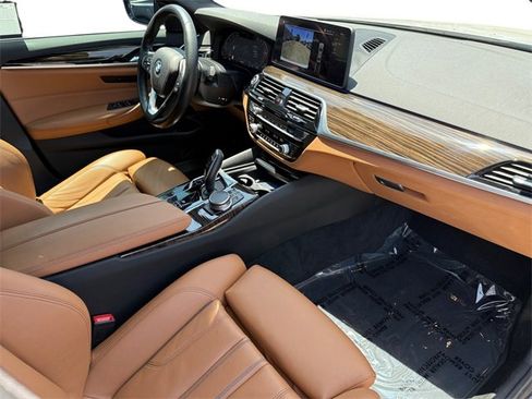 Used 2022 BMW 540i 540i image 25