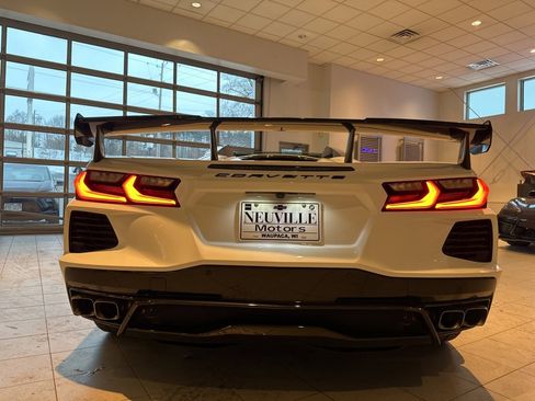 Used 2025 Chevrolet Corvette Stingray Premium Conv w/ Z51 Performance Package image 28