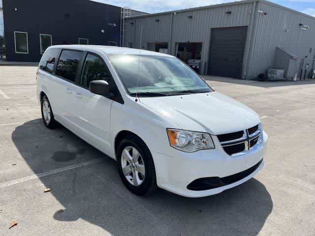 Certified 2016 Dodge Grand Caravan SE w/ Quick Order Package 29E SE FWD image 2