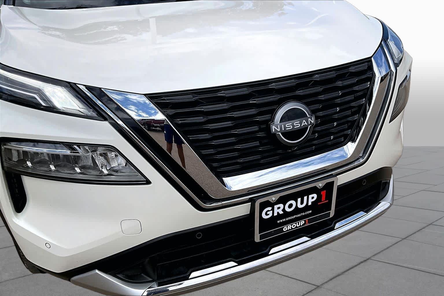Used 2023 Nissan Rogue Platinum w/ Platinum Premium Package FWD image 37