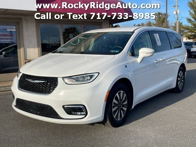Used 2022 Chrysler Pacifica Touring-L FWD image 3