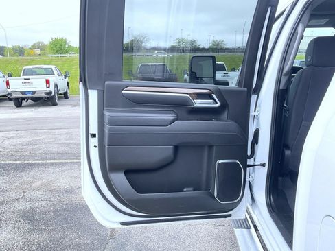 Certified 2025 Chevrolet Silverado 2500 LT w/ Convenience Package AWD/4WD image 23