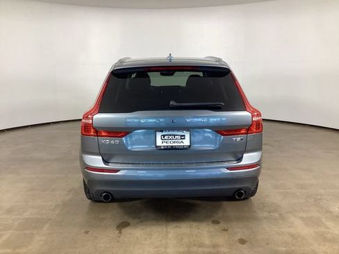 Used 2018 Volvo XC60 T5 Momentum w/ Vision Package AWD/4WD image 10